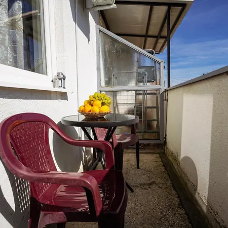 Apartment Todor *